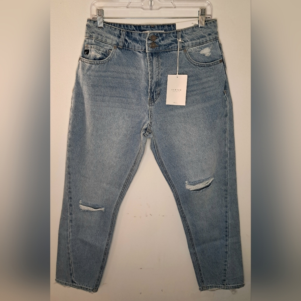 Kancan Women's High Waist Relaxed Thigh Tapered Leg Jeans NWT